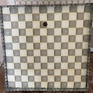 Display Easel Checkered Wall Art